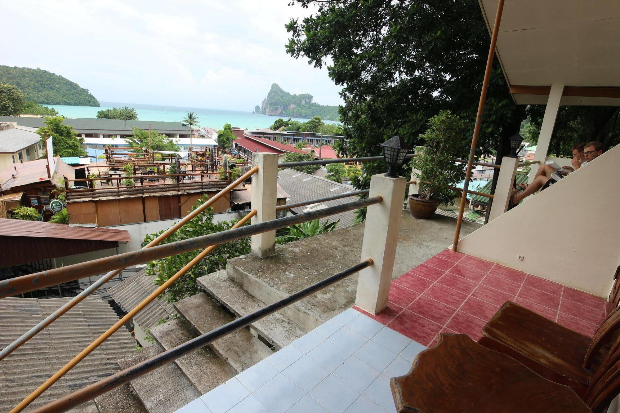 Tara Inn At The Rock Νησί Phi Phi Εξωτερικό φωτογραφία
